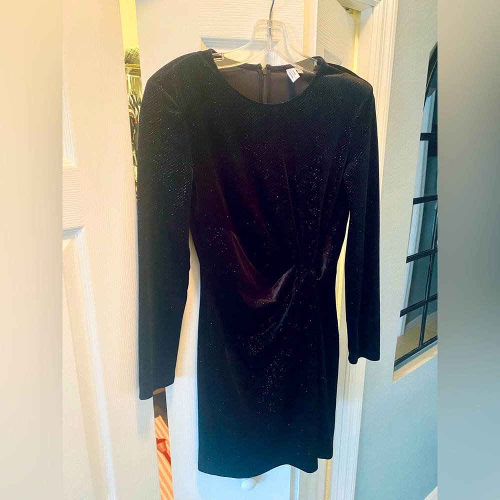 Black cocktail dress - a must have in every girl’s closet